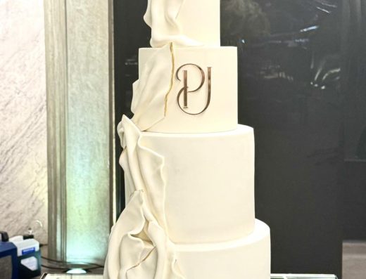 Cakes by Doreen