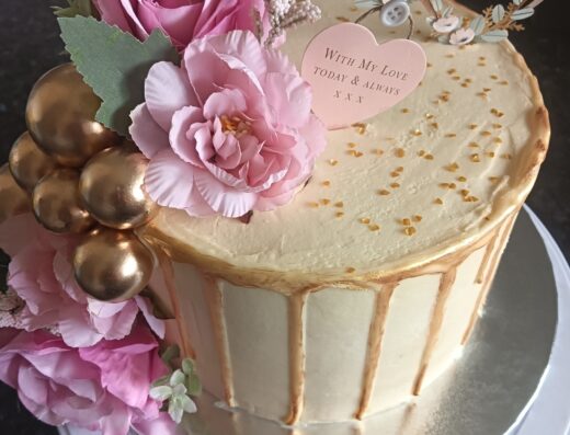 Cakes by Hayz