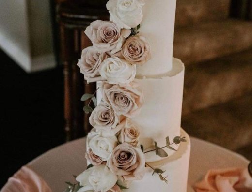 Sliced. Cake Design